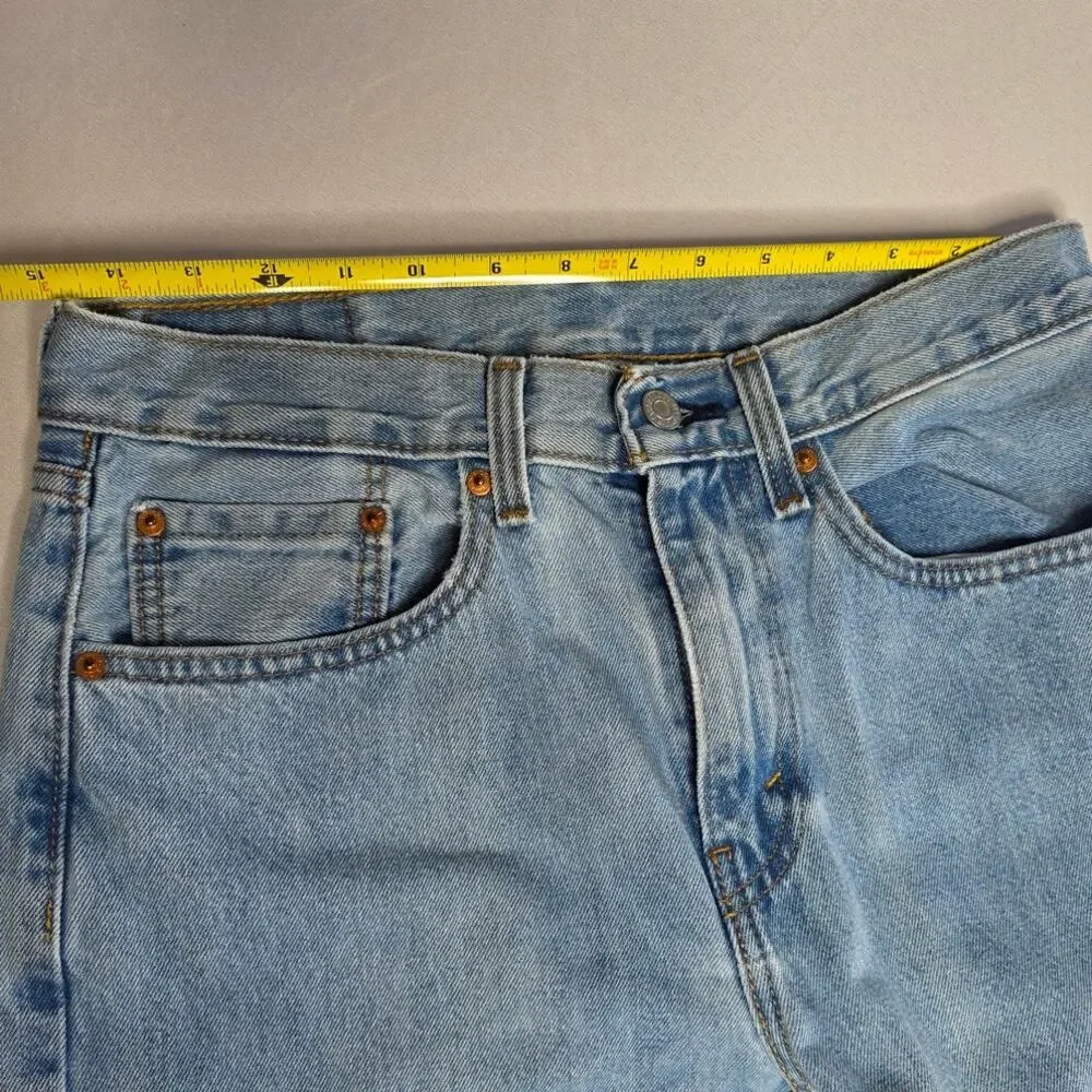 Levi's 505 light-wash straight-leg jeans Size 31